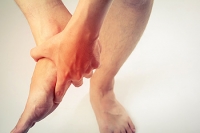 What Are The Symptoms Of Tarsal Tunnel Syndrome?